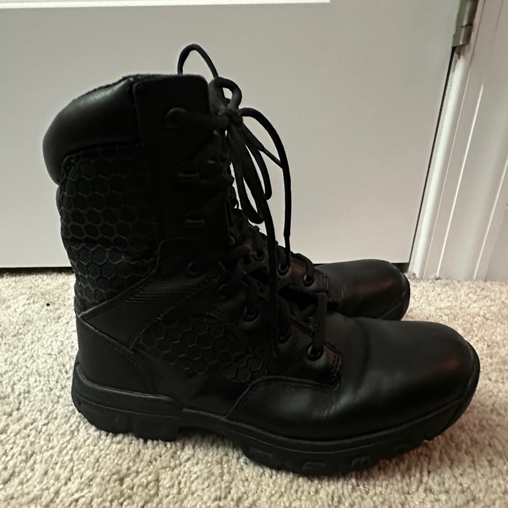 Bates Tactical Boots Women’s size 8
